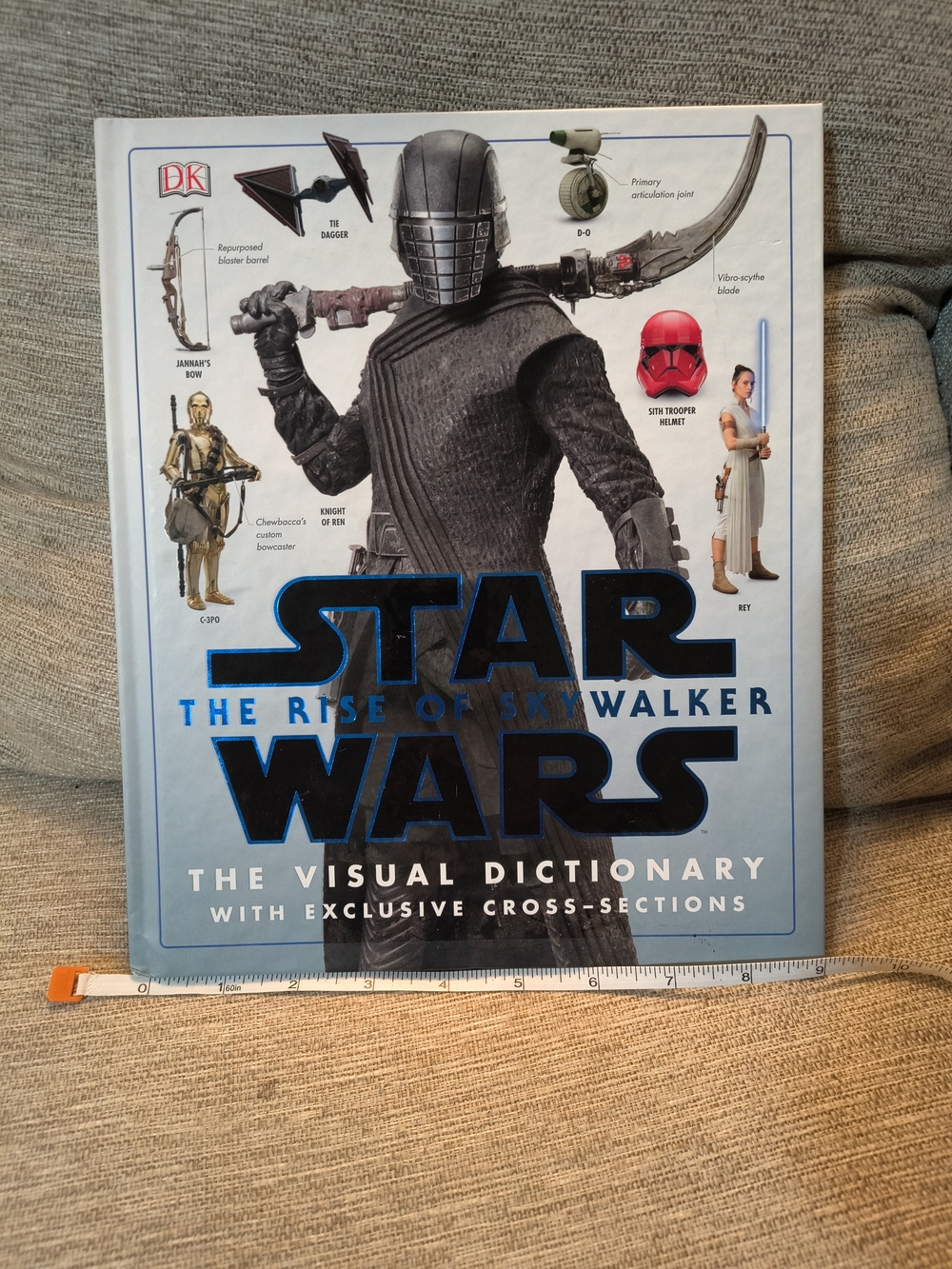 Star Wars Light Blue and Black The Rise of Skywalker Visual Dictionary